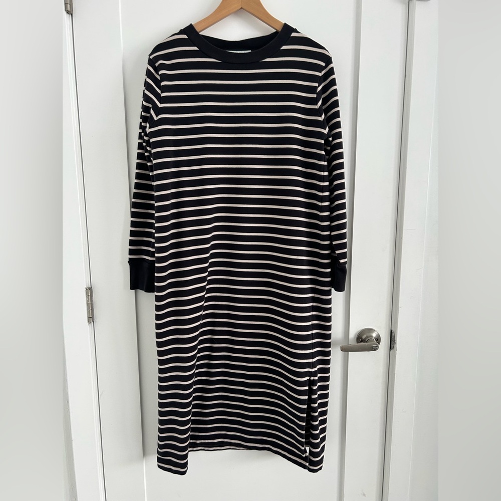 Carolyn Donnelly Black and White Long Sleeve Crew Neck Dress